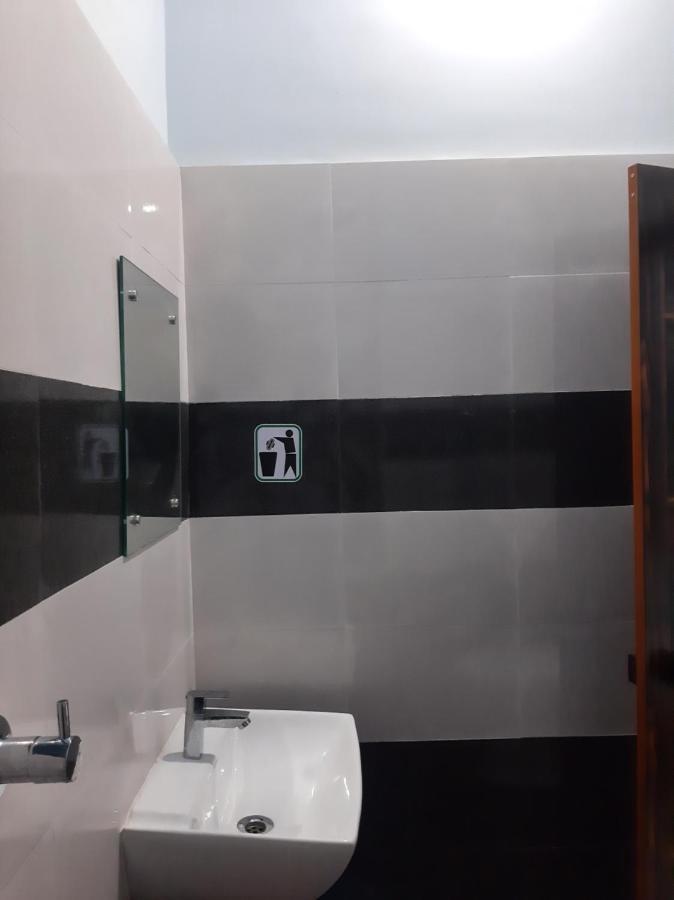 Madaparambil Residency Alwaye Zewnętrze zdjęcie